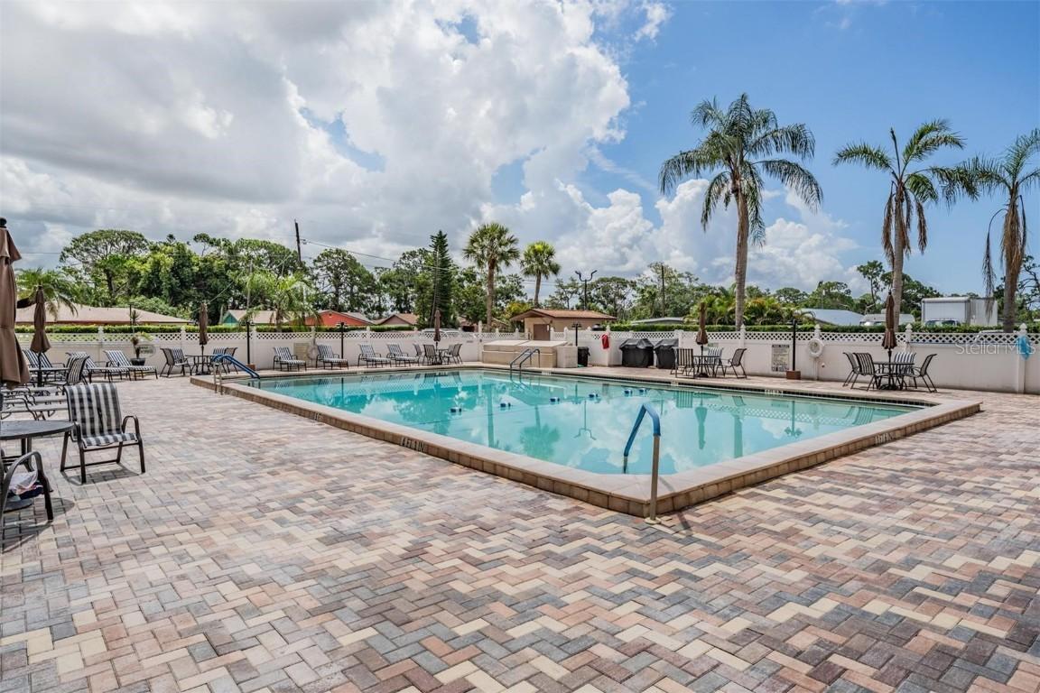 2901 W 26th St. #301, Bradenton, FL 34205