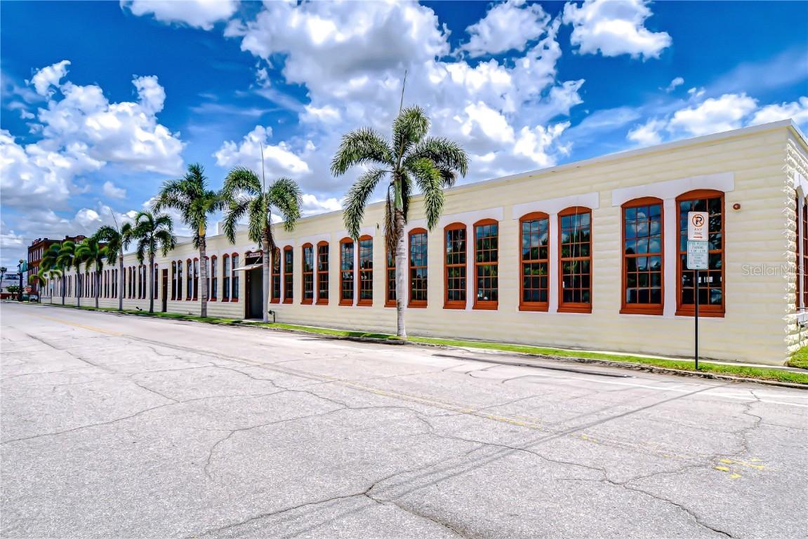 2001 E 2nd Ave. #12, Tampa, FL 33605