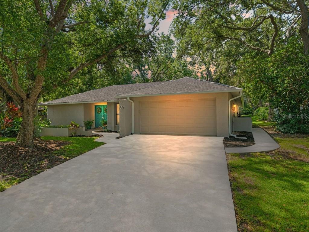 39 Bishop Creek Dr., Safety Harbor, FL 34695