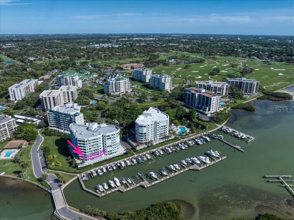 2 Seaside Ln. #203, Belleair, FL 33756