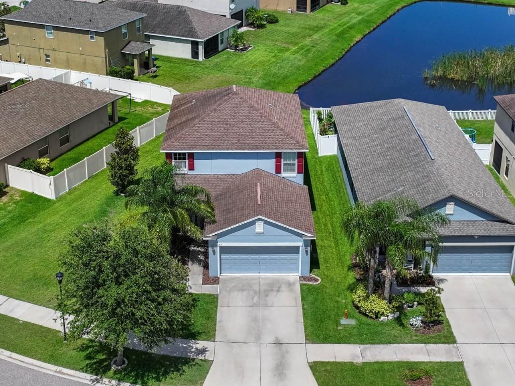 1821 Hawks View Dr., Ruskin, FL 33570