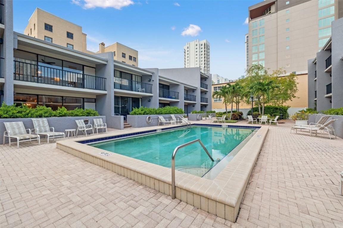 301 2nd St. #5, St Petersburg, FL 33701