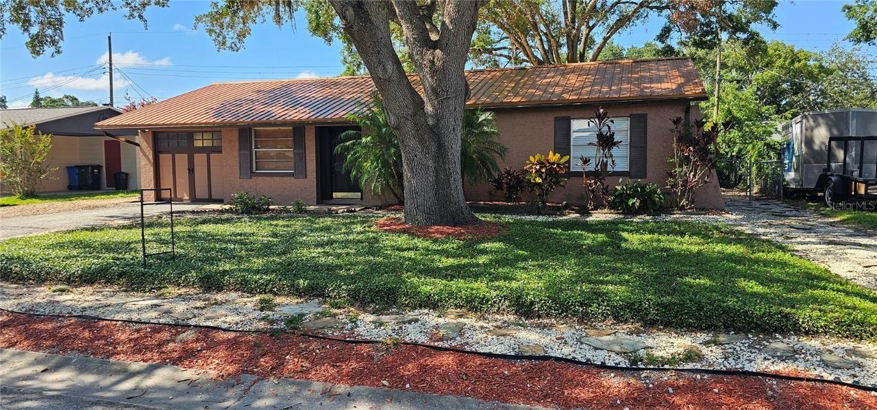 3304 Alamar St., Lutz, FL 33558