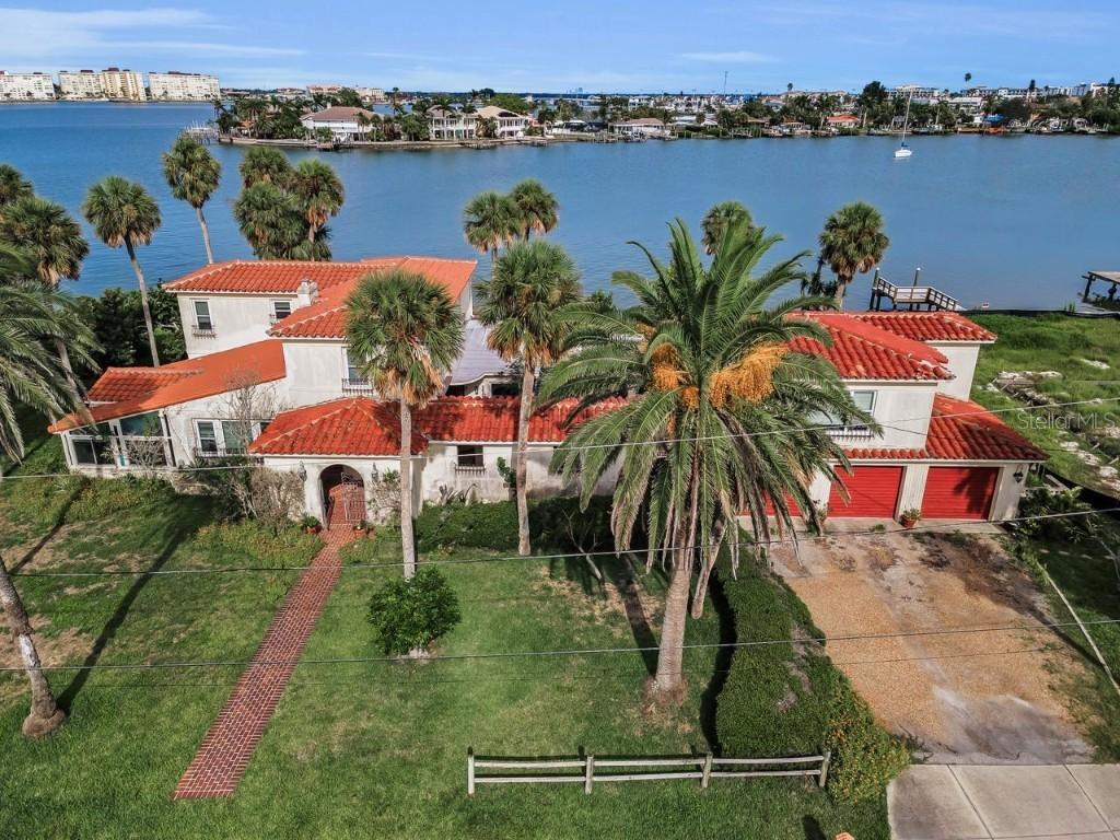 15801 Redington Dr., Redington Beach, FL 33708