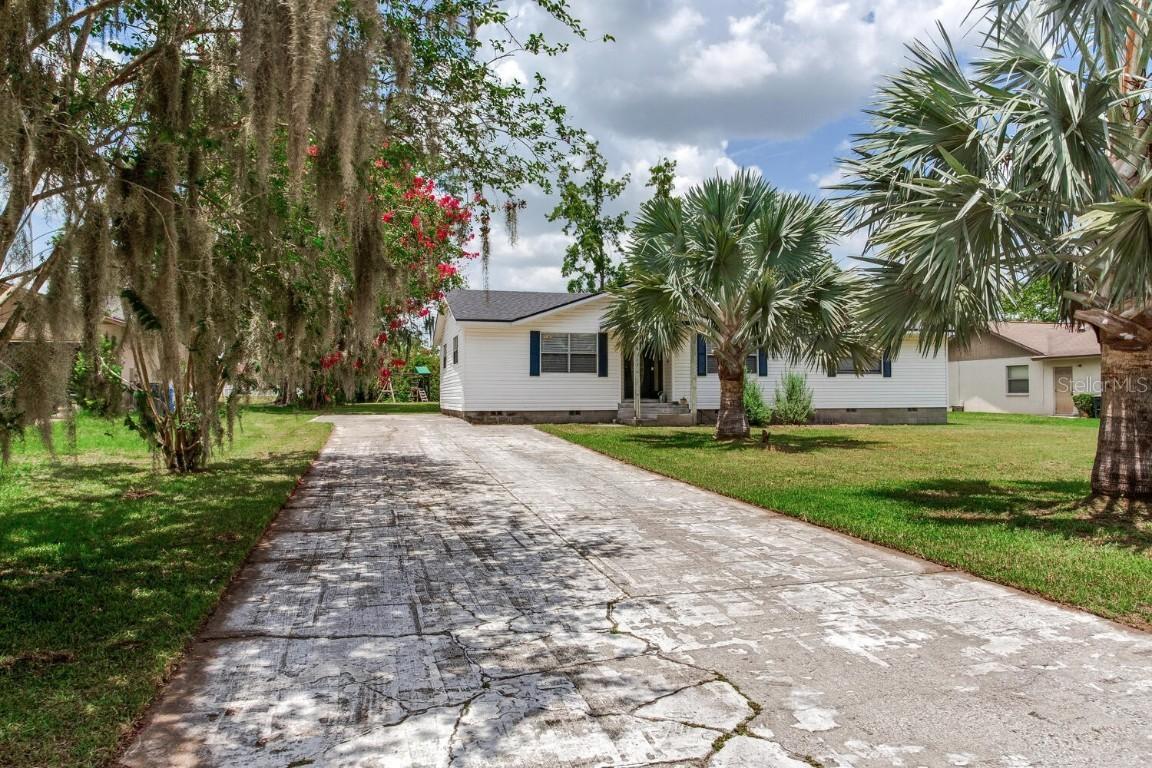5206 Cindy Kay Dr., Plant City, FL 33566