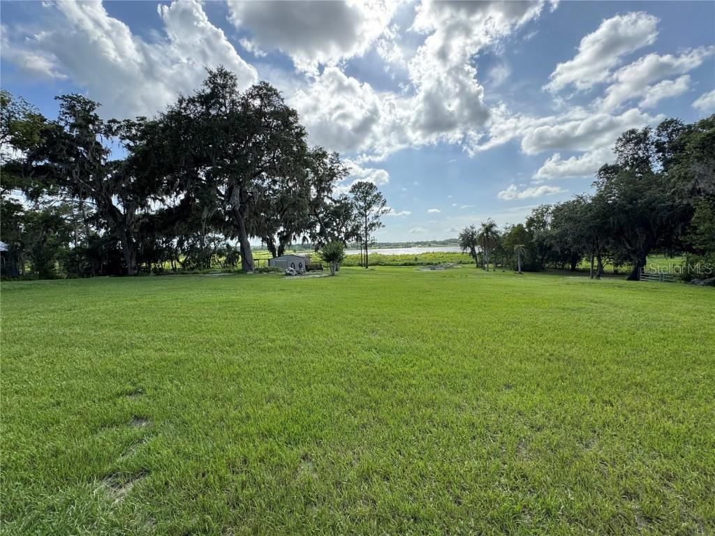 30400 Hillside Ln., Wesley Chapel, FL 33545