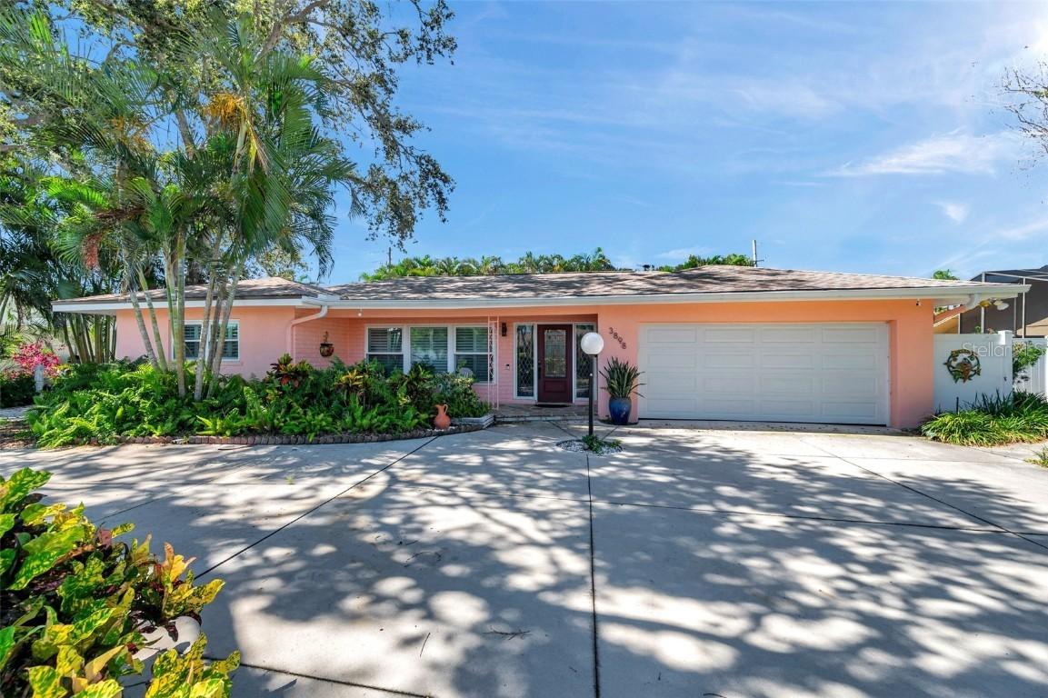 3898 49th Ave., St Petersburg, FL 33711