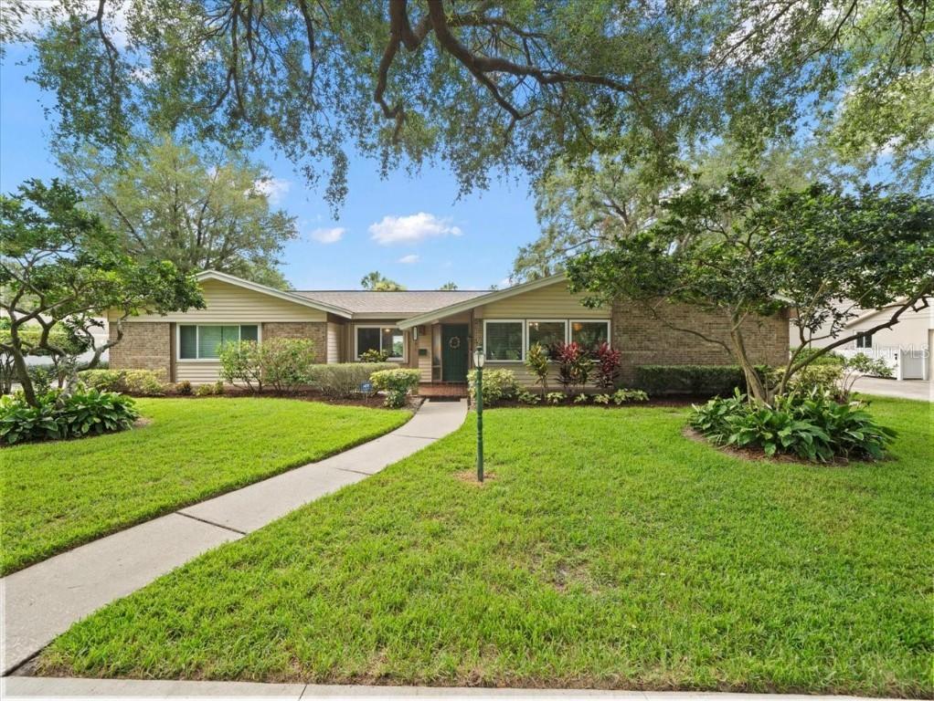3325 Schefflera Rd., Tampa, FL 33618