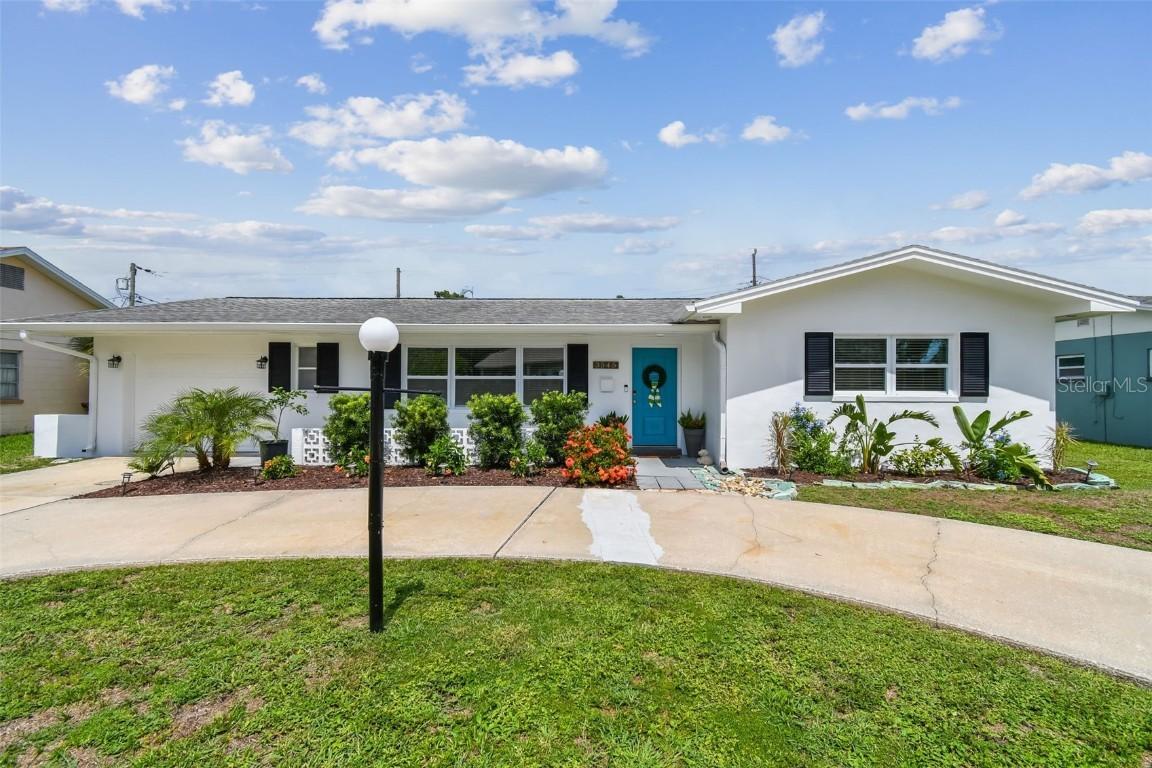 3545 59th Ln., St Petersburg, FL 33710