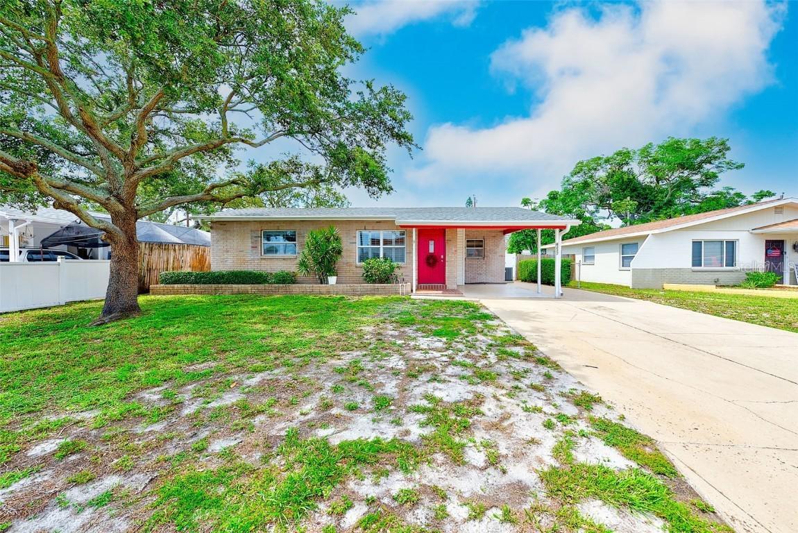6237 50th Ave., St Petersburg, FL 33709