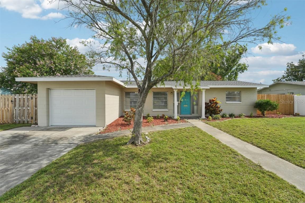 6167 31st Ave, St Petersburg, FL 33710