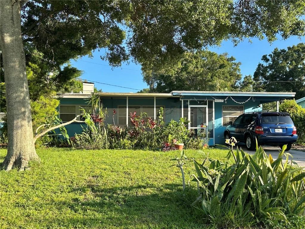 1605 Logan St., Clearwater, FL 33755