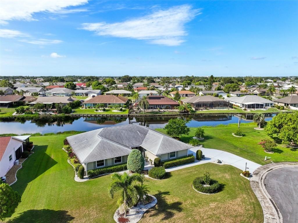 2110 W View Dr., Sun City Center, FL 33573