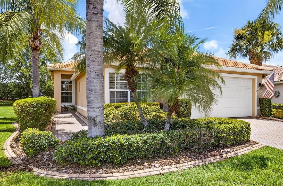 15744 Crystal Waters Dr., Wimauma, FL 33598