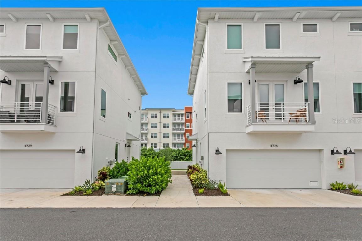 4725 Legacy Park Dr., Tampa, FL 33611