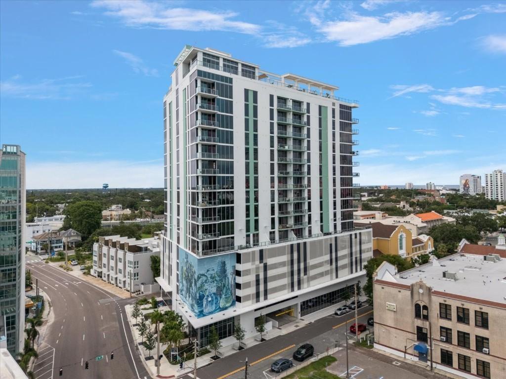 777 3rd Ave. #1304, St Petersburg, FL 33701