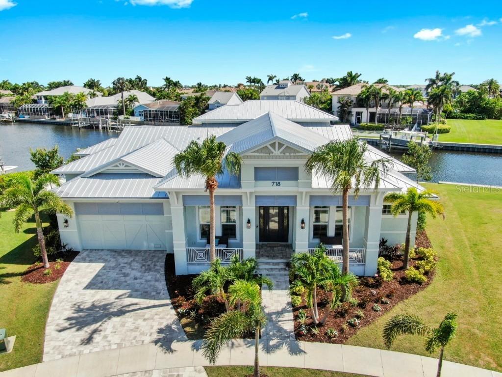 718 Pinckney Dr., Apollo Beach, FL 33572