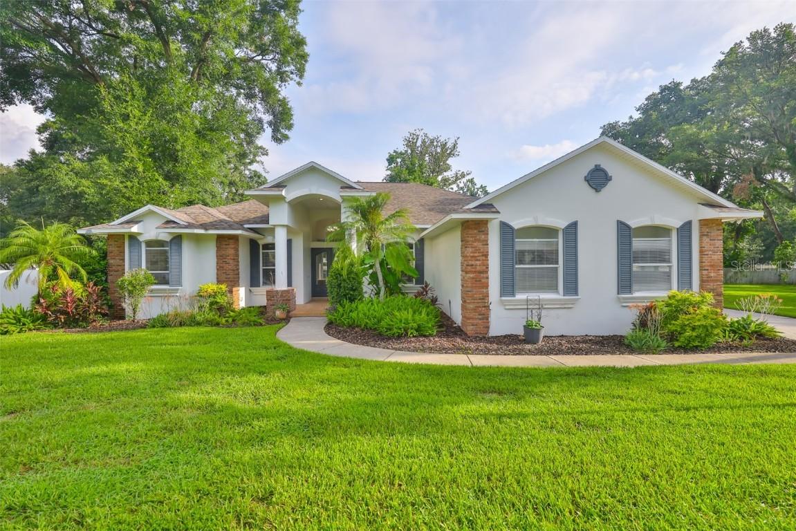 401 Havenwood Way, Valrico, FL 33594
