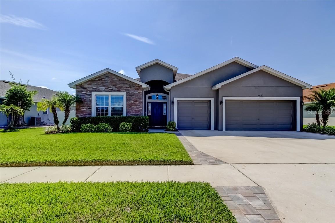 6648 Castle Green Pl., Zephyrhills, FL 33541