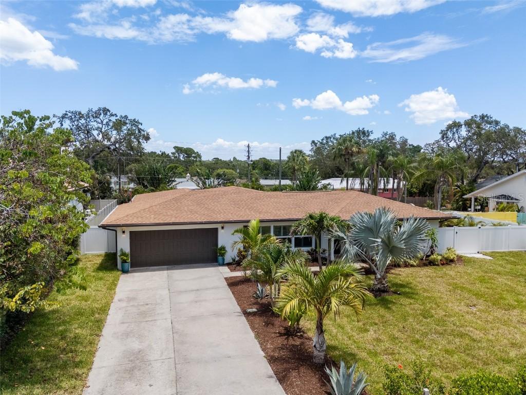 309 Palmetto Ln., Largo, FL 33770