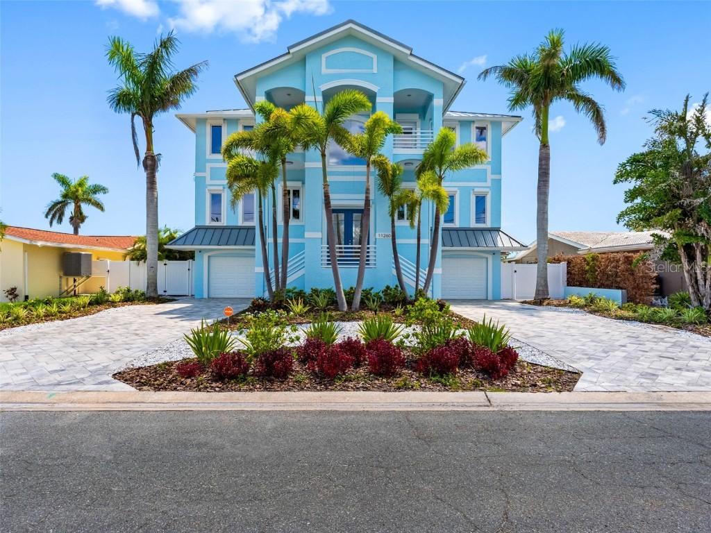 11260 7th St., Treasure Island, FL 33706