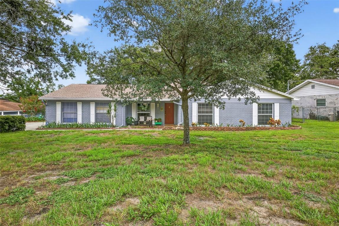 11001 Ridgedale Rd., Temple Terrace, FL 33617