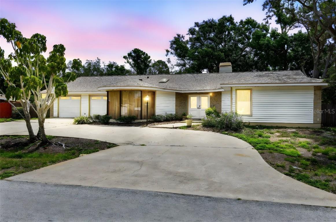 10265 130th St., Largo, FL 33774