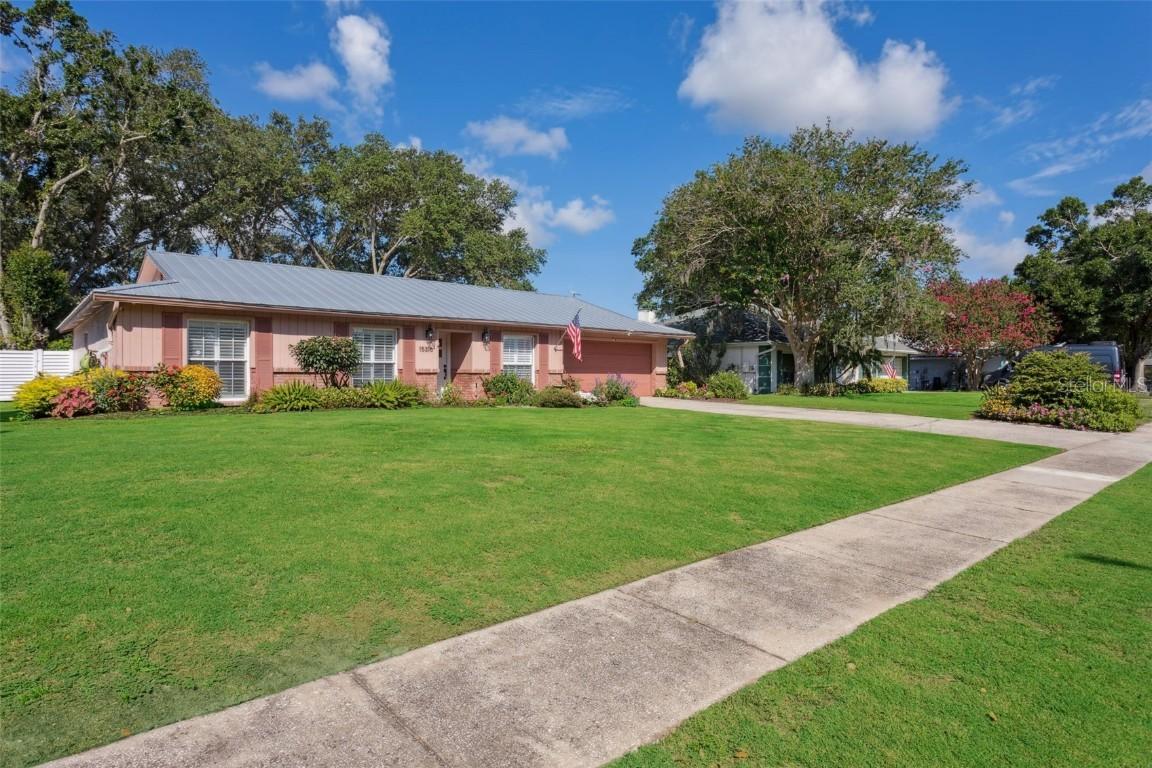 15316 Winding Creek Dr., Tampa, FL 33613