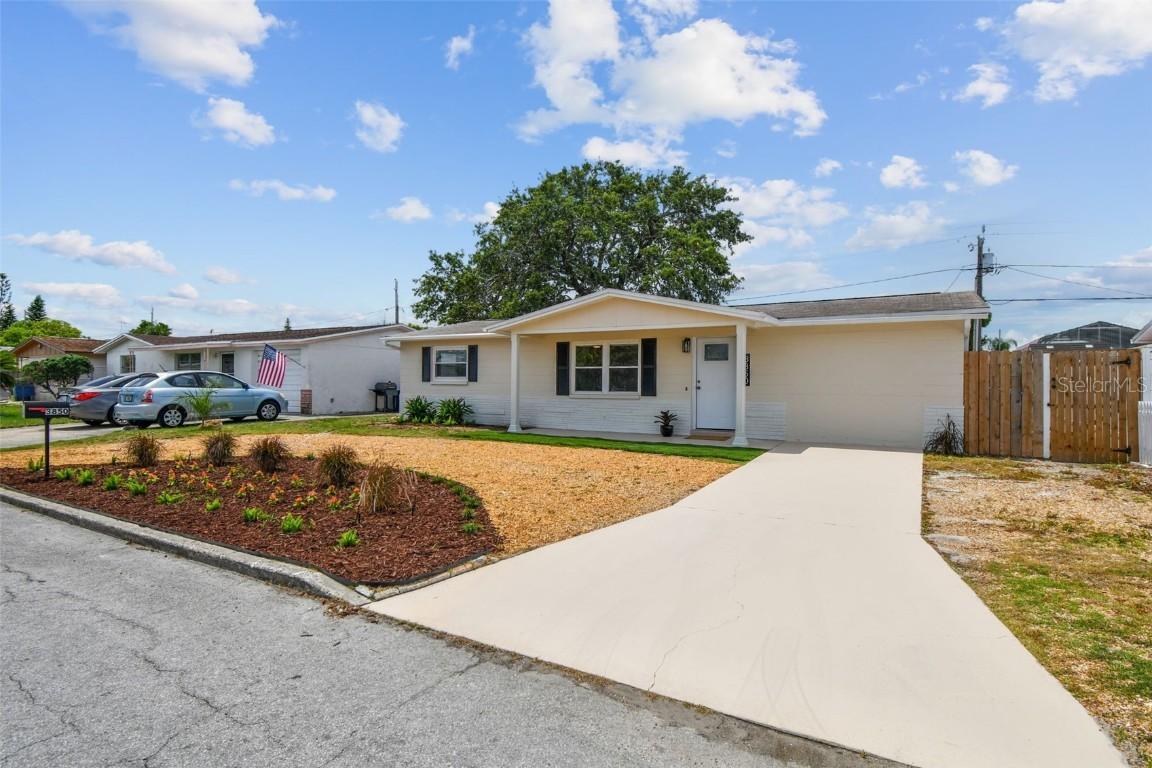 3850 Carioca Rd, Holiday, FL 34691