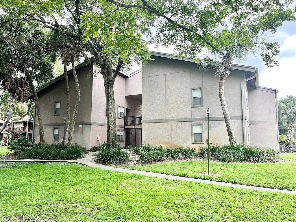 4207 Winding Moss Tr. #201, Tampa, FL 33613