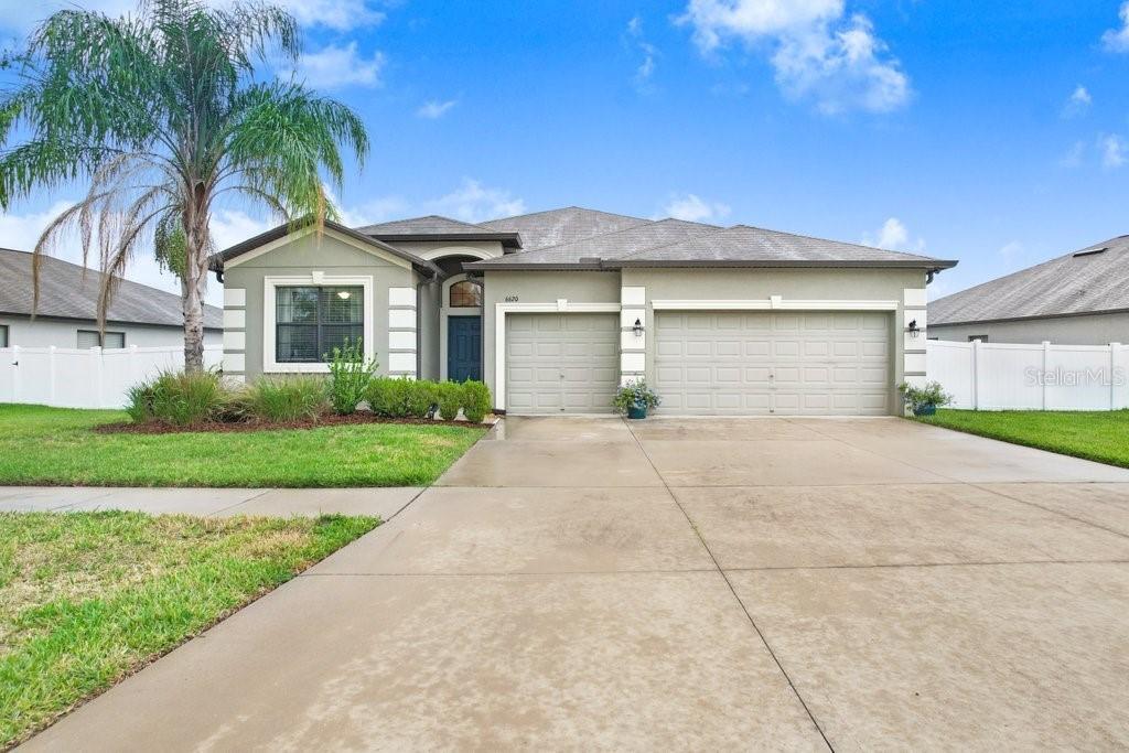 6620 Paden Wheel St., Zephyrhills, FL 33541
