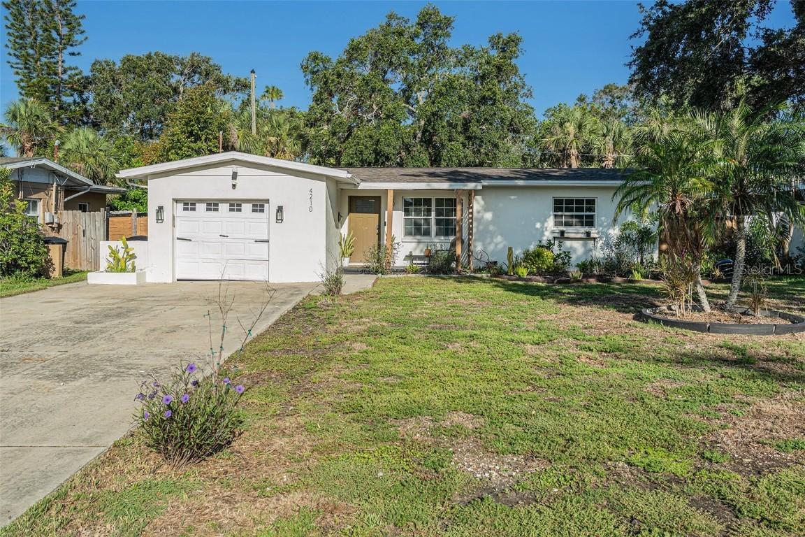 4210 Huntington St., St Petersburg, FL 33703