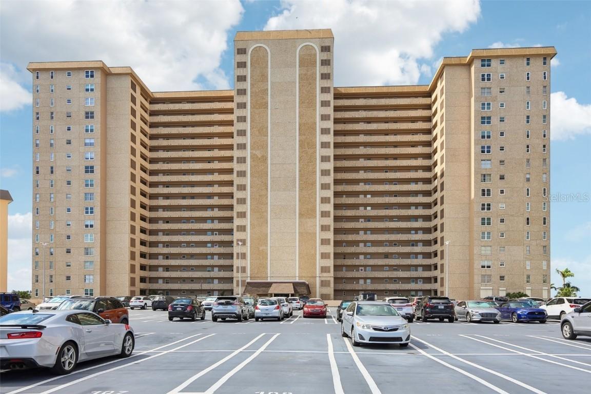 5200 Brittany Dr. #1501, St Petersburg, FL 33715