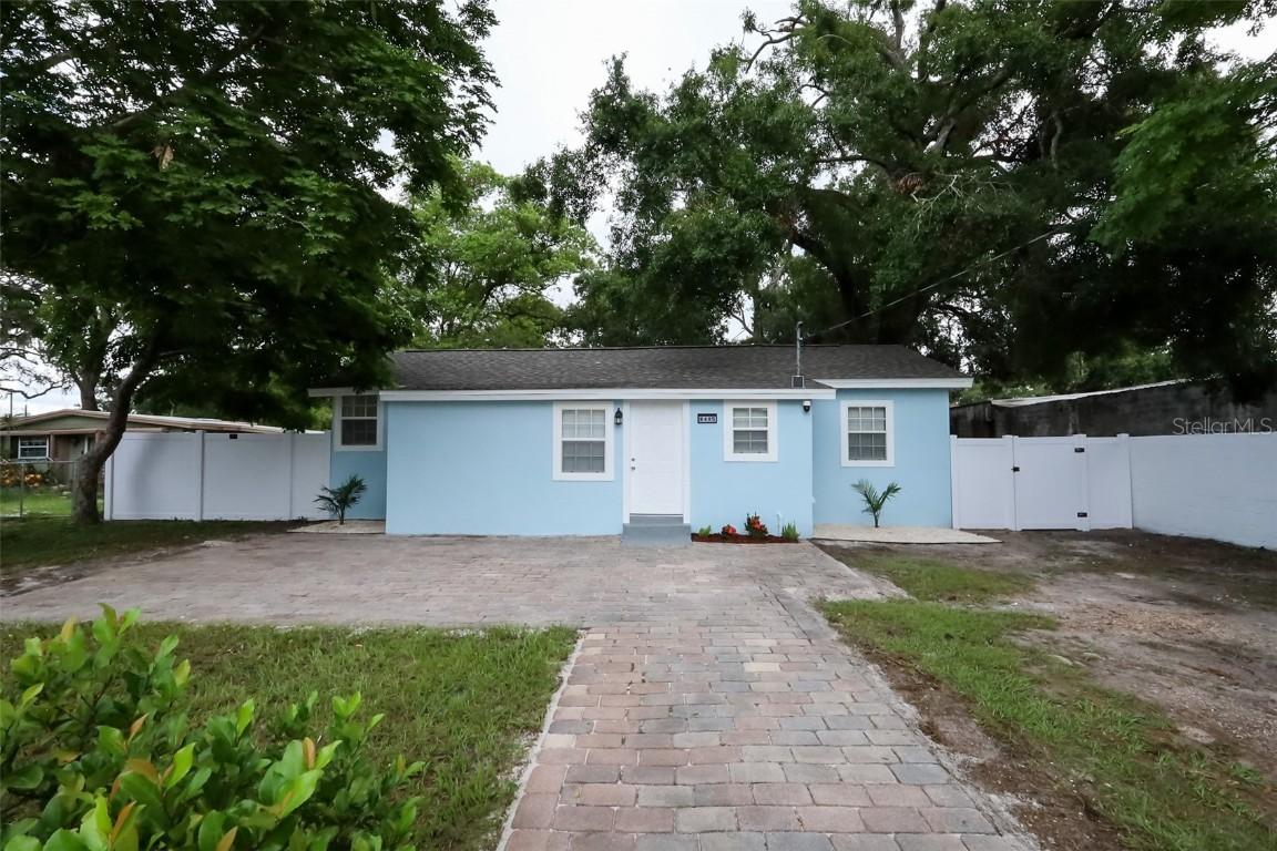 8405 N Willow Ave., Tampa, FL 33604