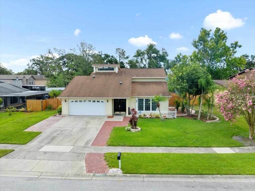 15711 Springmoss Ln., Tampa, FL 33624