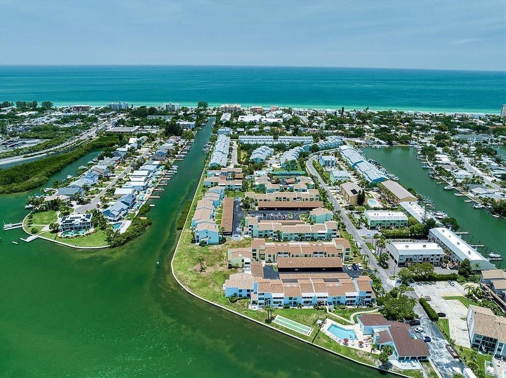 1 Windrush Blvd. #84, Indian Rocks Beach, FL 33785