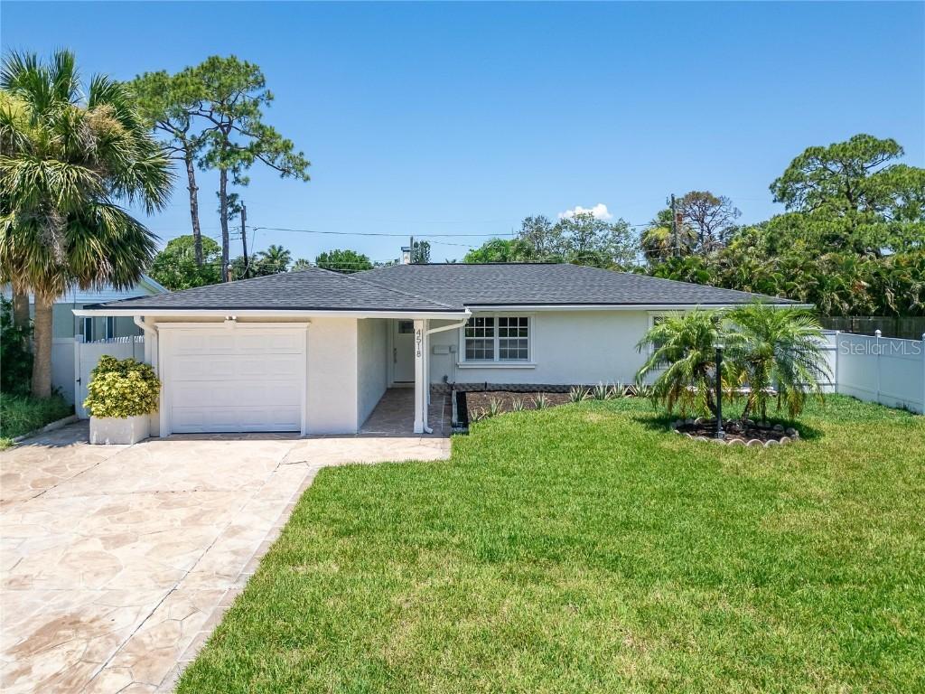 4518 Helena St., St Petersburg, FL 33703