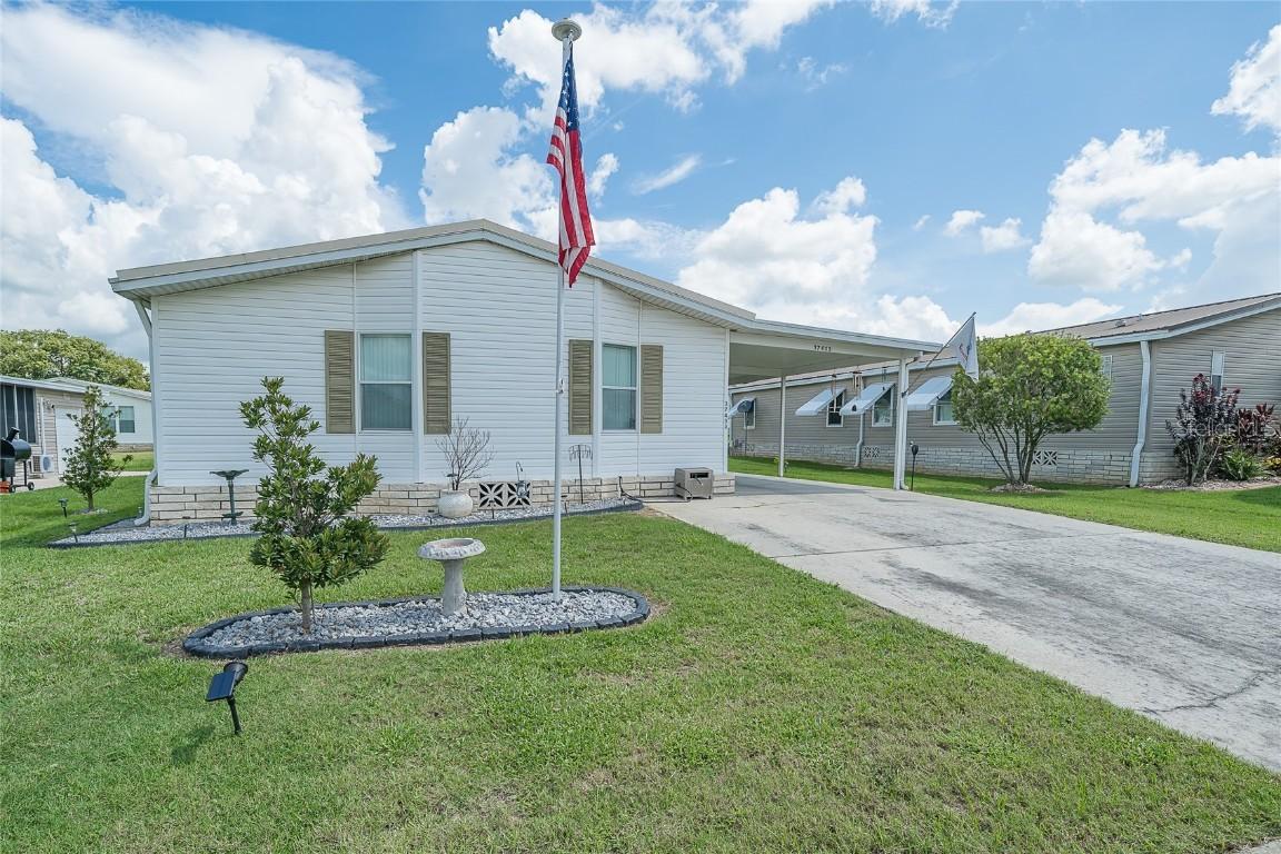 37433 Lilly Bea Ave., Zephyrhills, FL 33541
