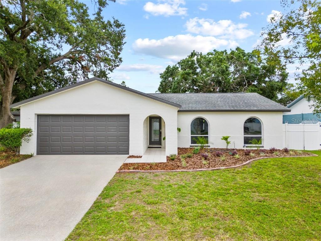 6204 Walsh Ln., Tampa, FL 33625