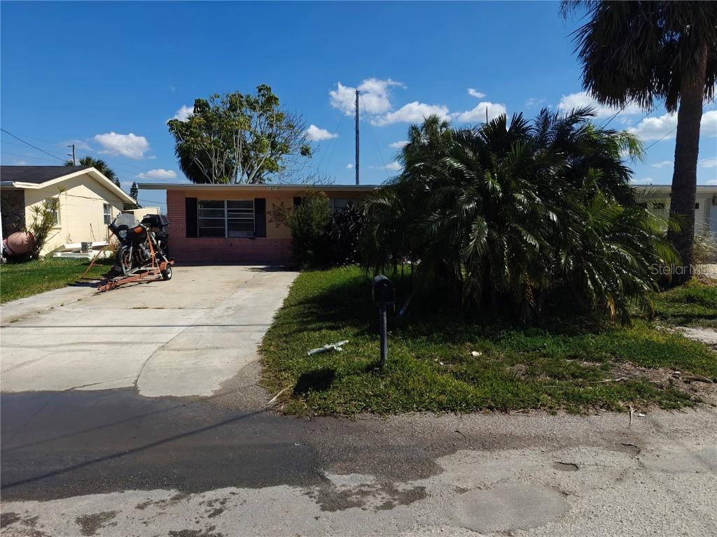 13710 Frances Ave., Hudson, FL 34667