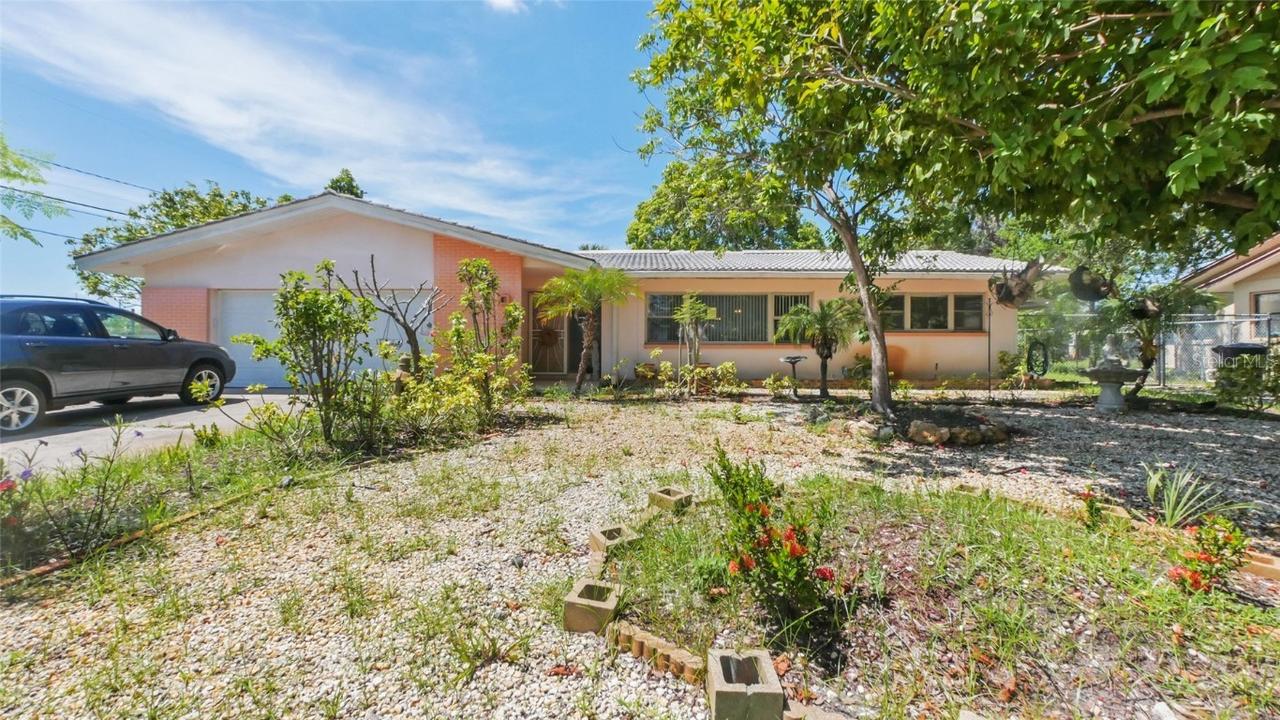 4720 Coronado Way, Gulfport, FL 33711