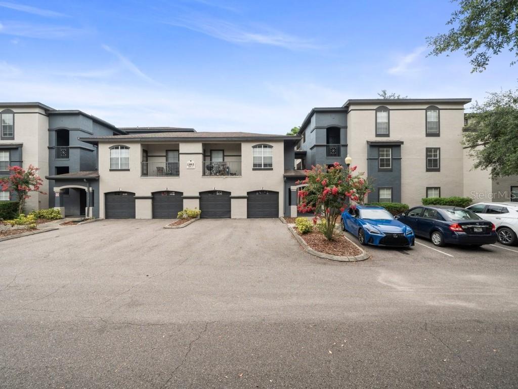 12912 Arbor Isle Dr. #202, Temple Terrace, FL 33637