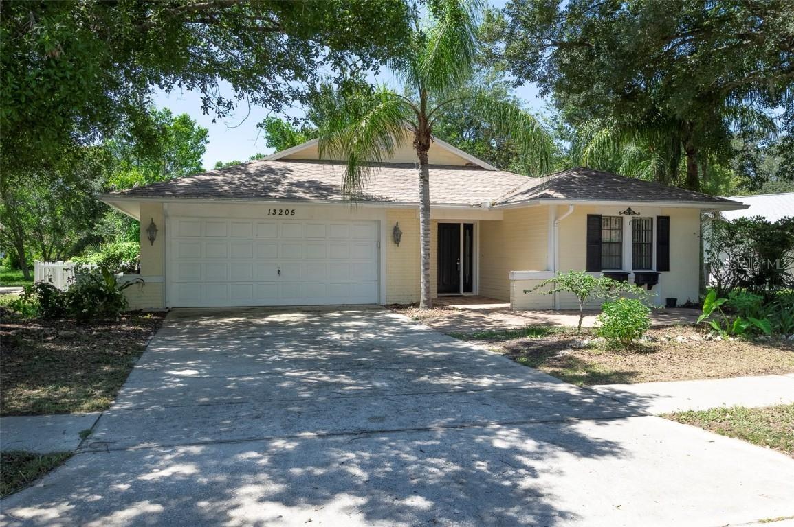 13205 Woodward Dr., Hudson, FL 34667