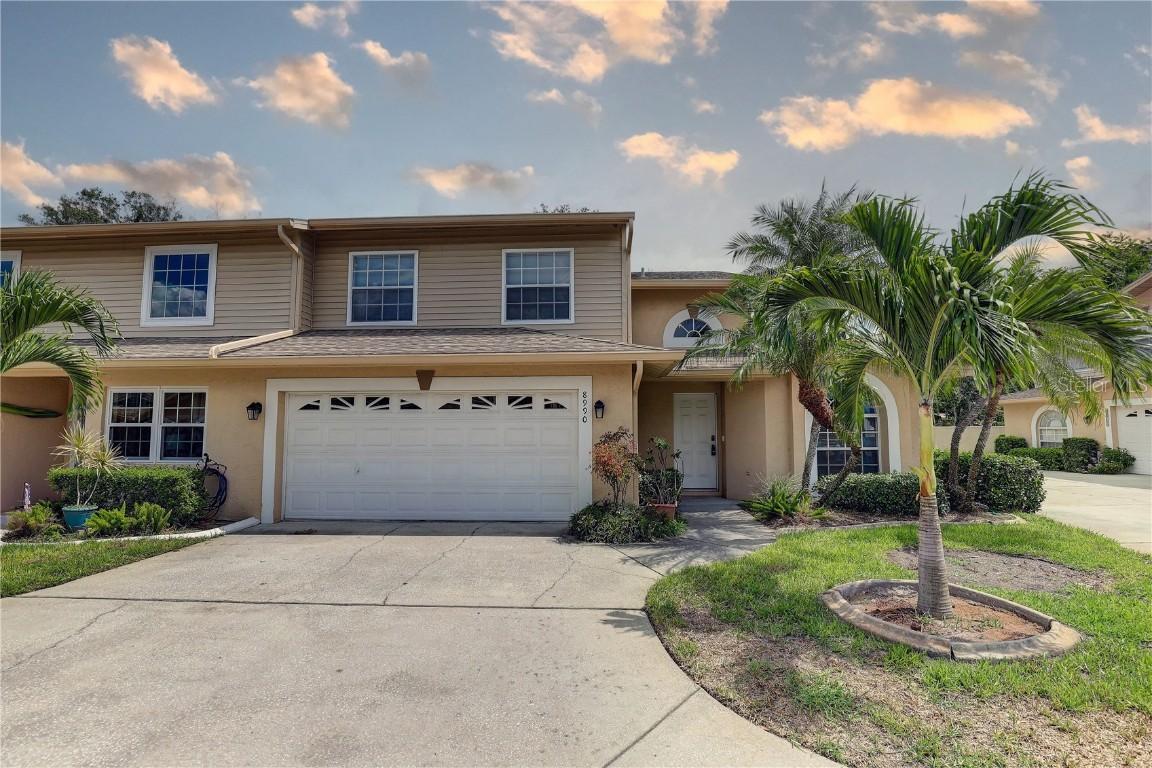 8990 Antigua Dr., Seminole, FL 33777