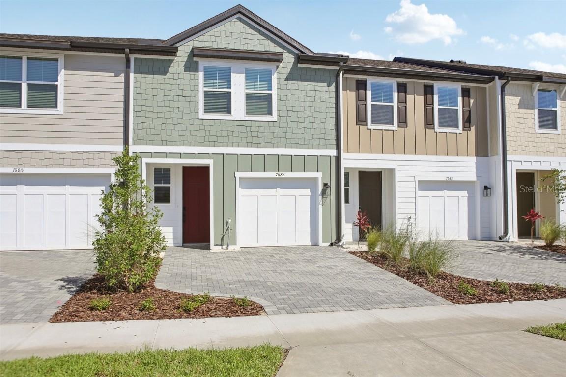 7683 Deer Valley Circle, Tampa, FL 33635