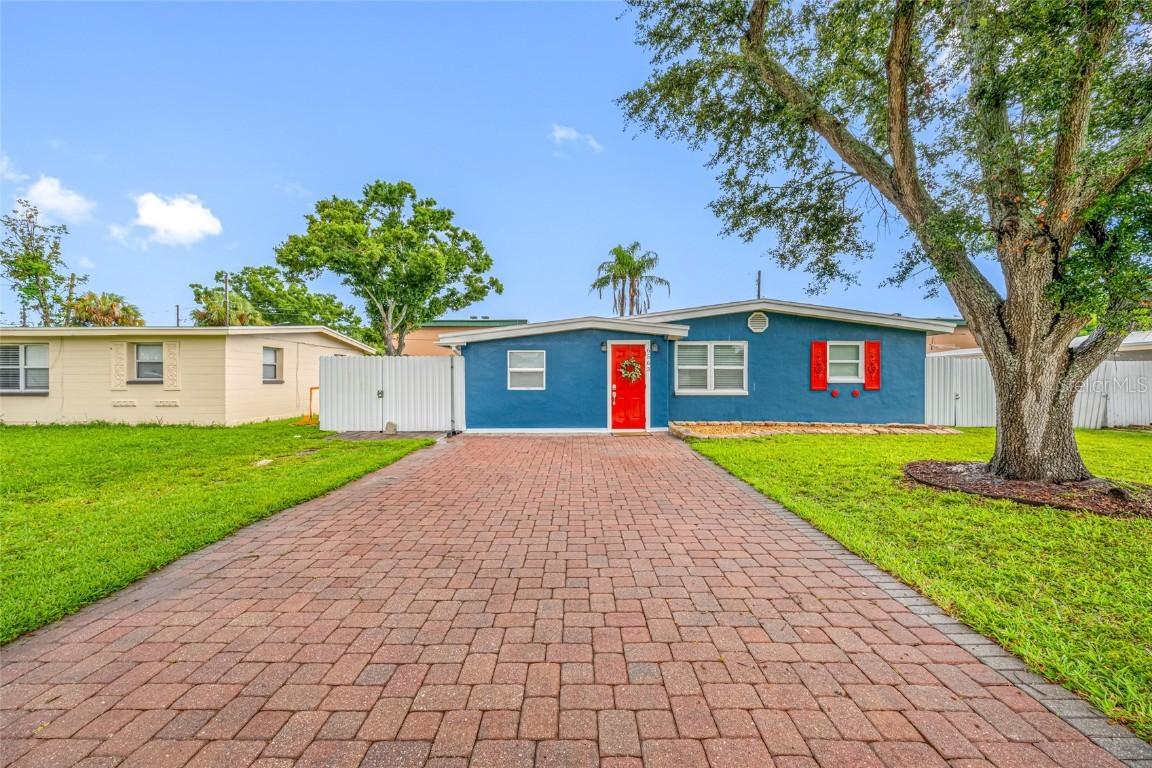 6563 65th Ave., Pinellas Park, FL 33781