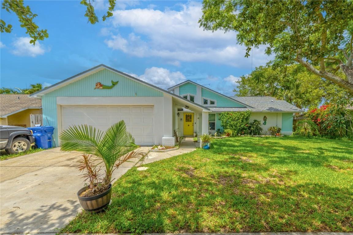 2533 Blossom Lake Dr., Holiday, FL 34691