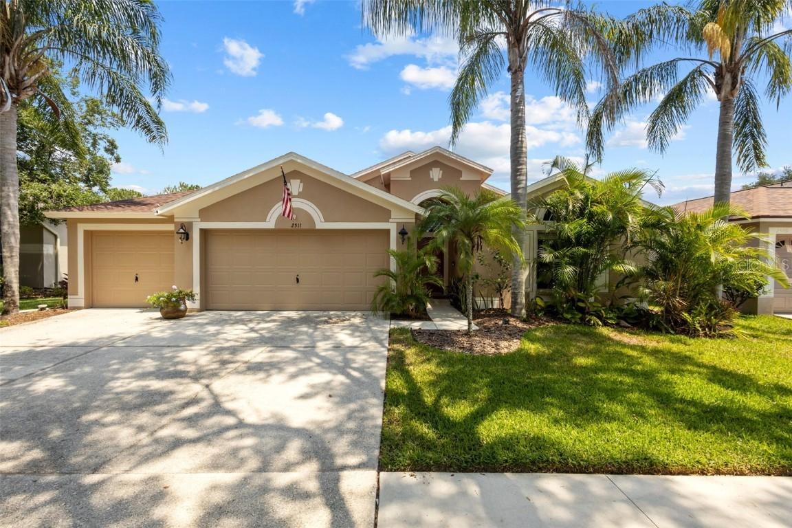 2511 Groveway Dr., Valrico, FL 33596