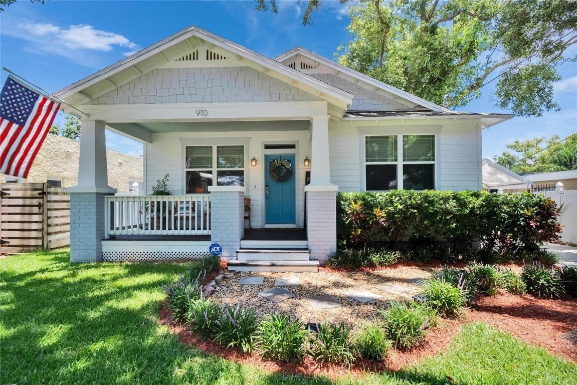 910 E Crenshaw St., Tampa, FL 33604