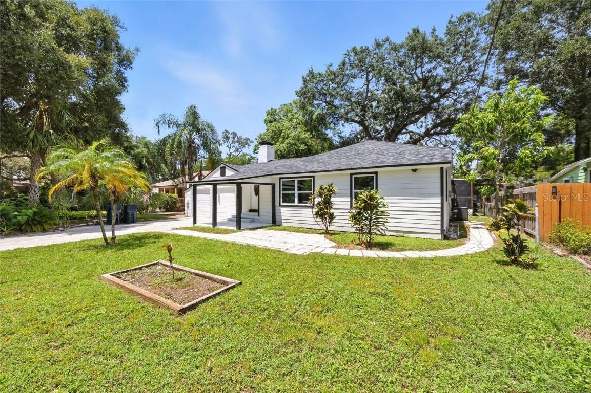 1204 E Hamilton Ave., Tampa, FL 33604